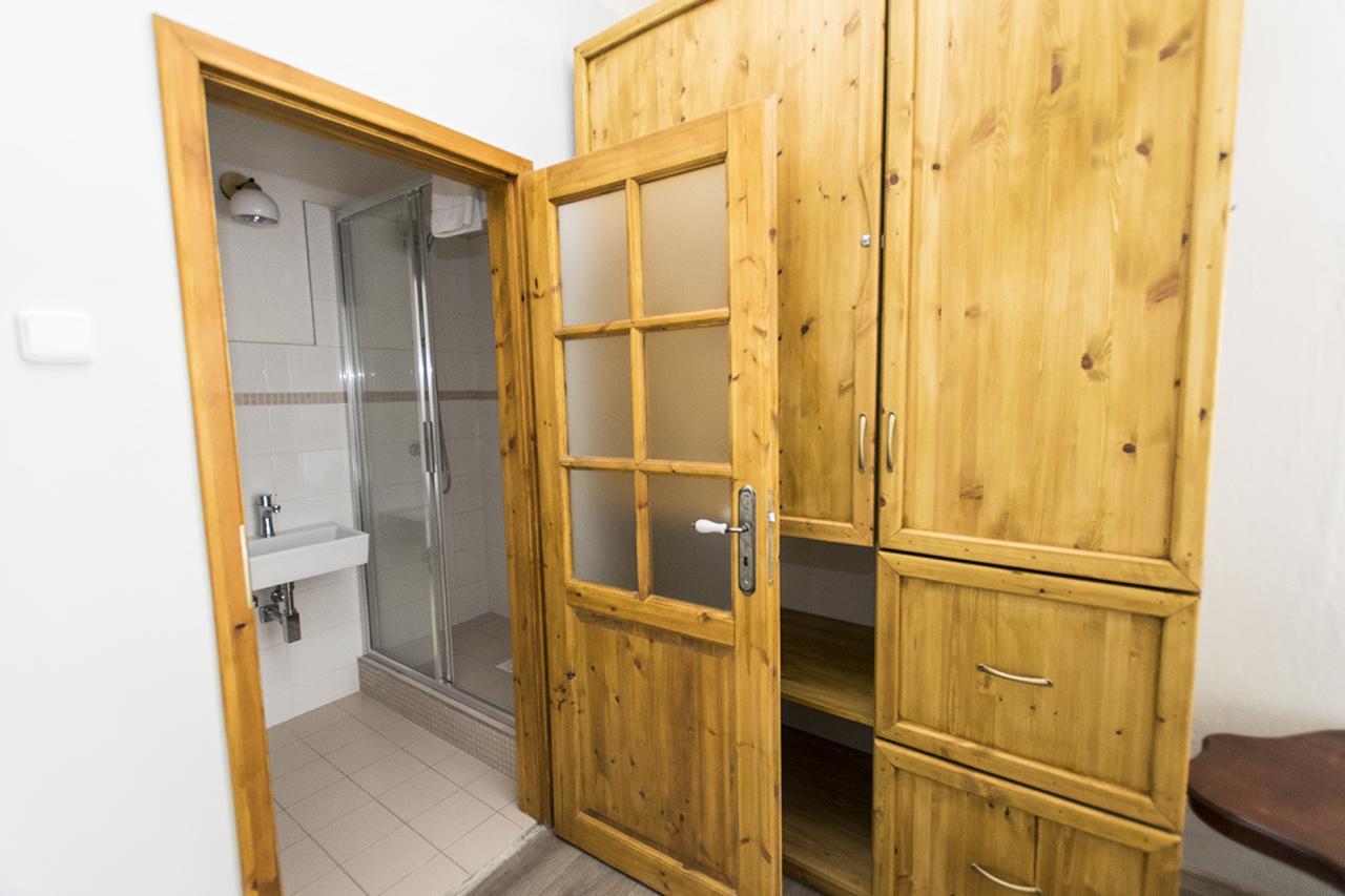 Penzion Klášter Trebenice Exterior foto